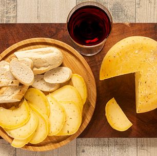 Título da Notícia 4